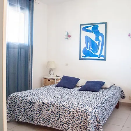 Apartment Miramar