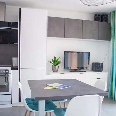 Miramar Apartment